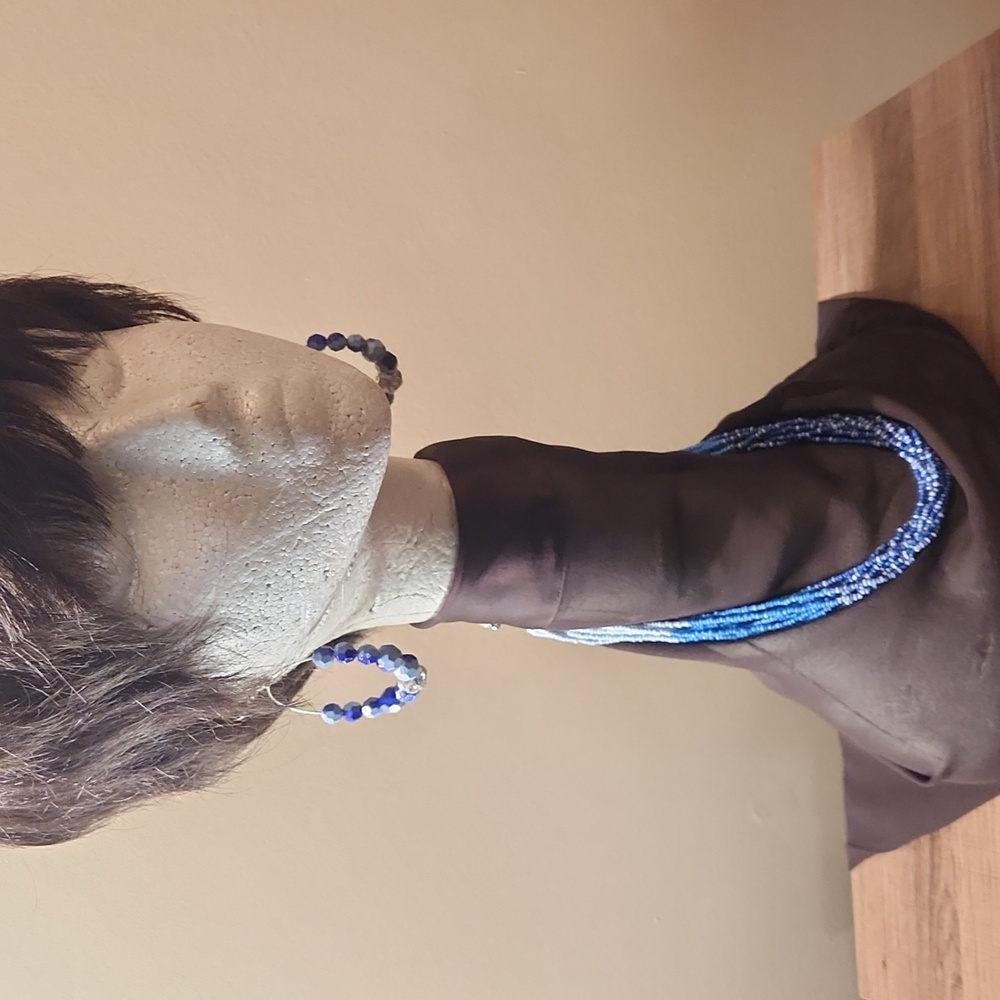 Necklace and earrings set